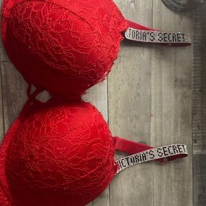 victoria secret bombshell bra